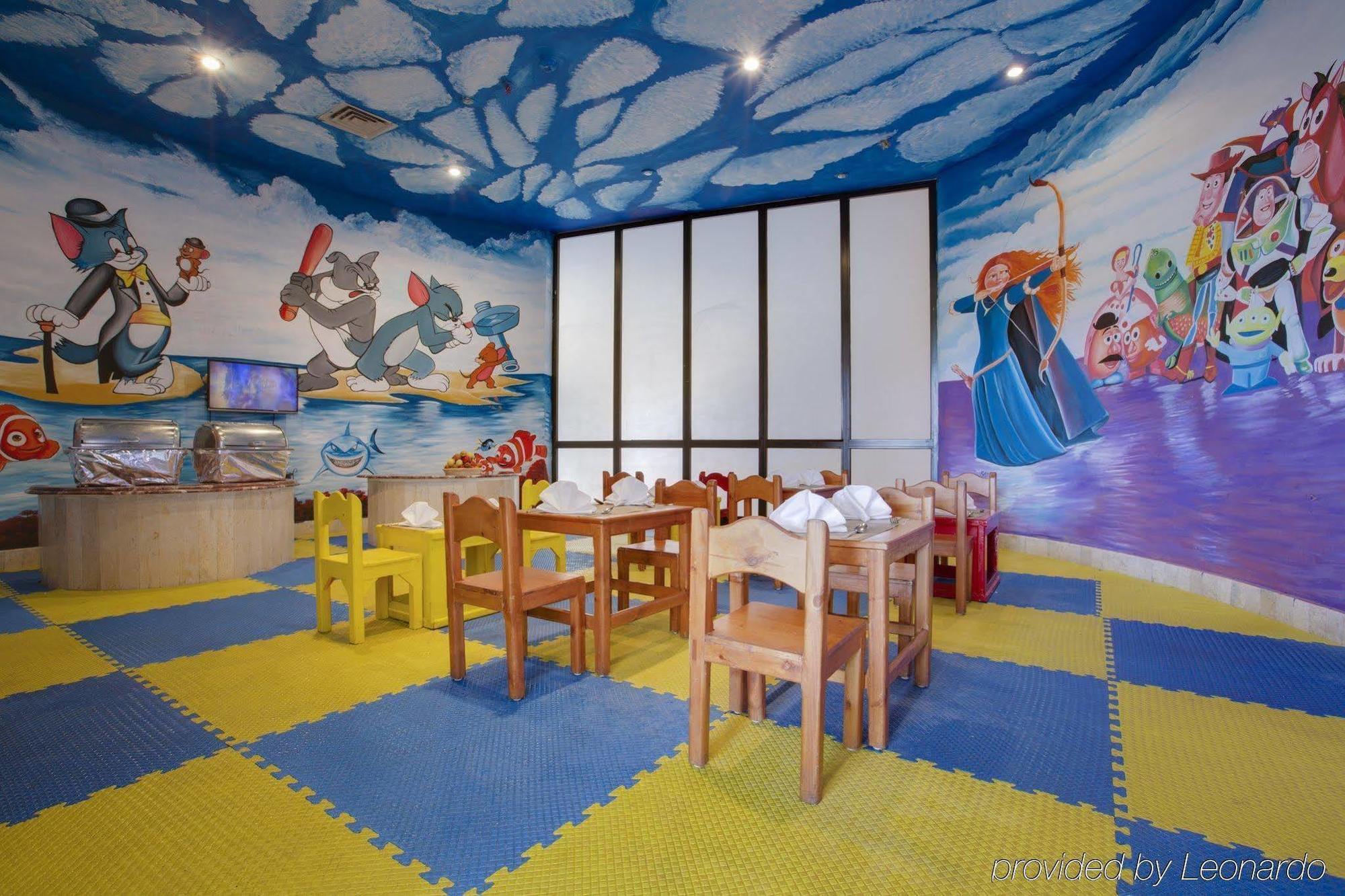 Курортный комплекс Parrotel Aqua Park 4*